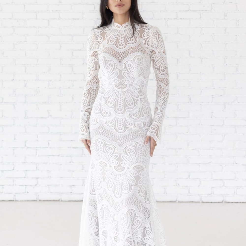 Anthropologie Willowby Orianna Gown Size 6 NEW